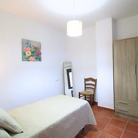 Entre Gruta Y Teatro Ii By Sierra Viva דירה ארקנה